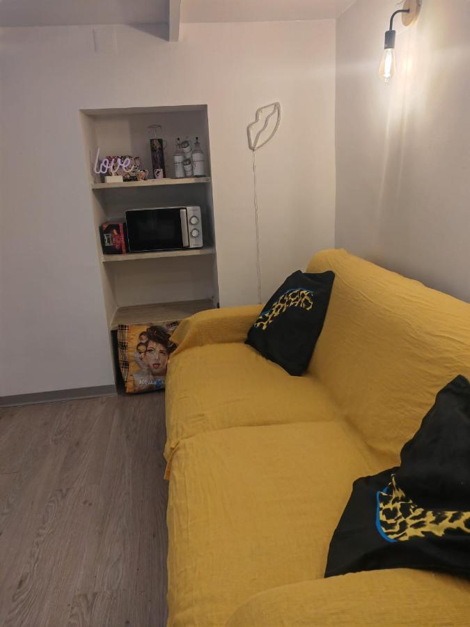 Mini Loft In Centro Bari Exterior foto